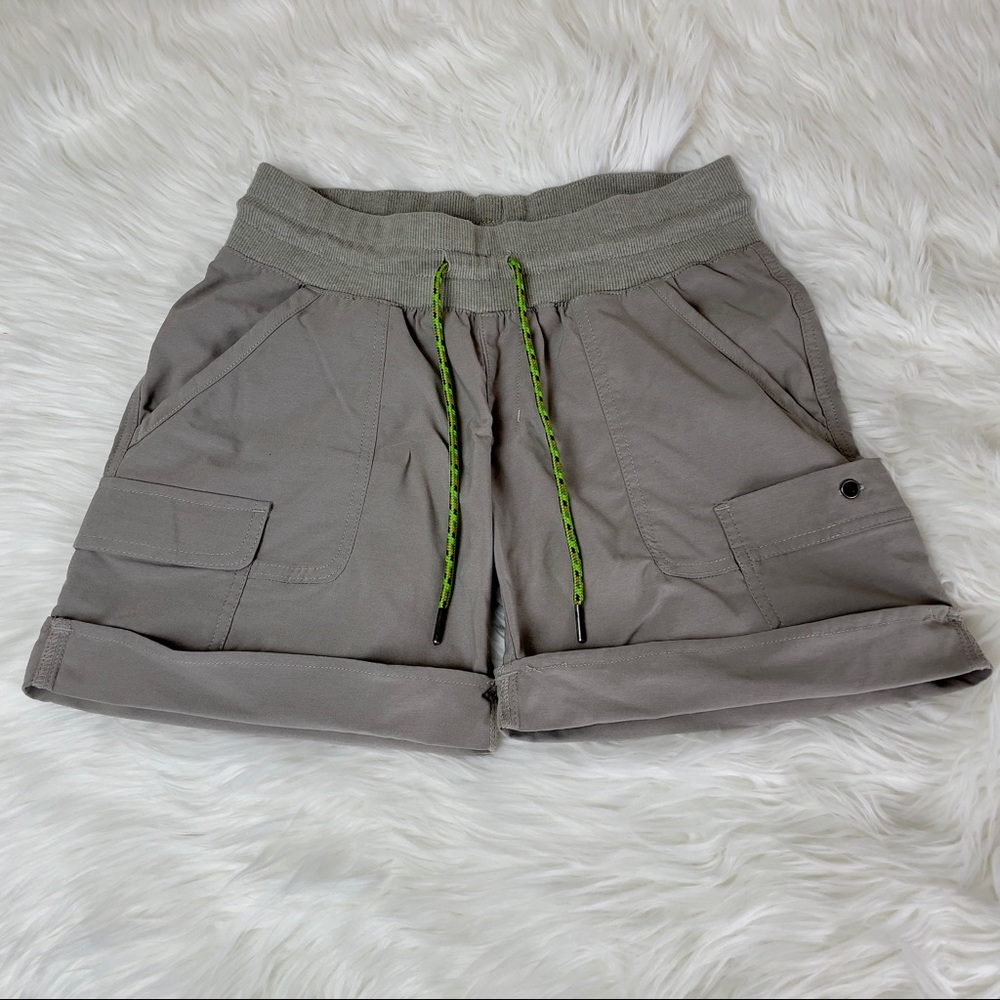 Columbia Shorts